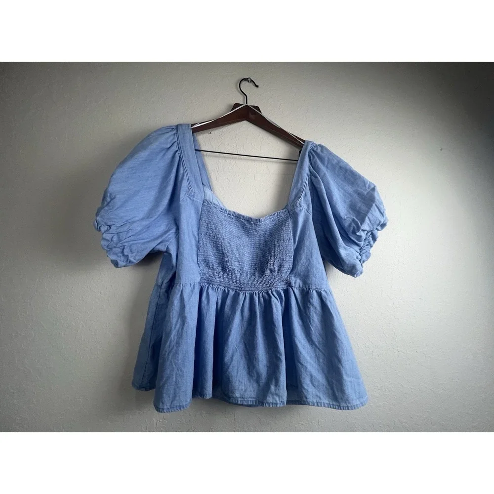 Old Navy Top 4X Chambray Boho Prairie Cottagecore Embroidered Vacation Western